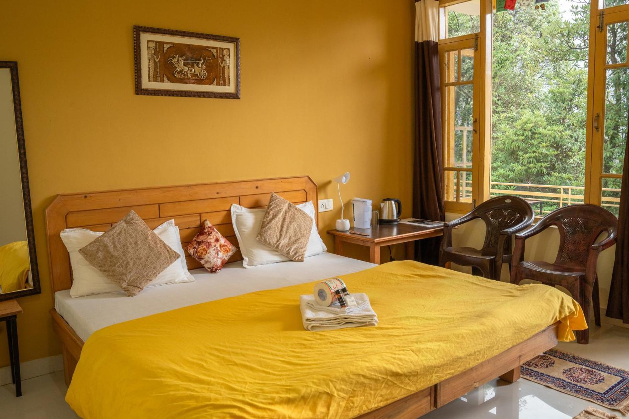 Bed and Breakfast The Unmad - Dharamkot Dharamshala Esterno foto