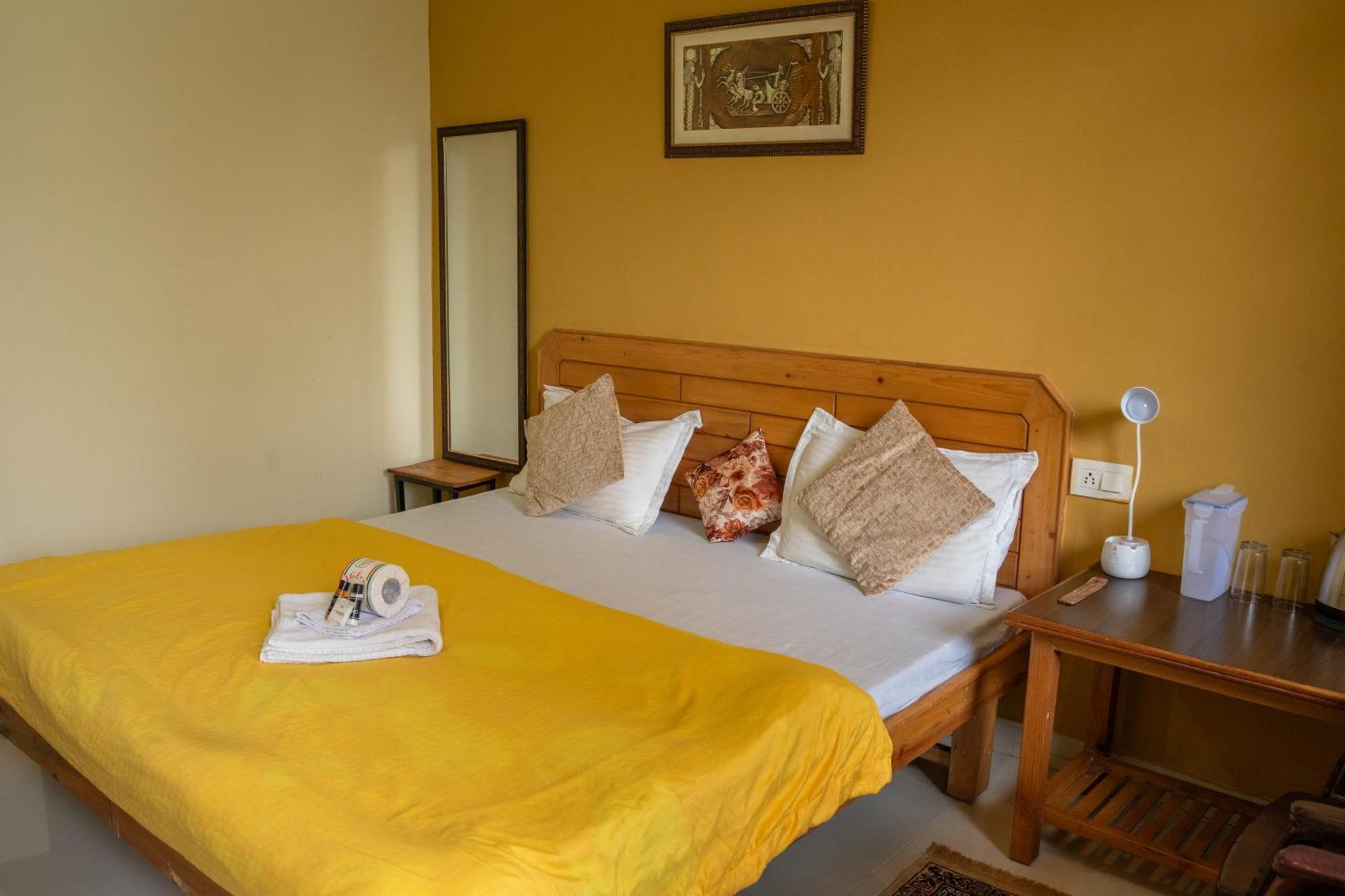 Bed and Breakfast The Unmad - Dharamkot Dharamshala Esterno foto